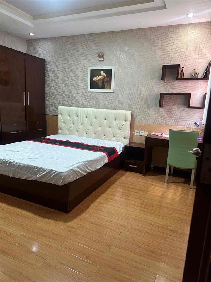 Cho thuê căn hộ Centra Gaden Q1 2pn 2wc full y hình 15tr