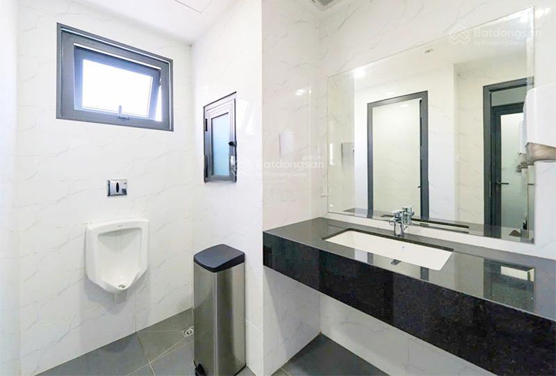 Cho thuê văn phòng enterprise tower đường bến vân đồn quận 4