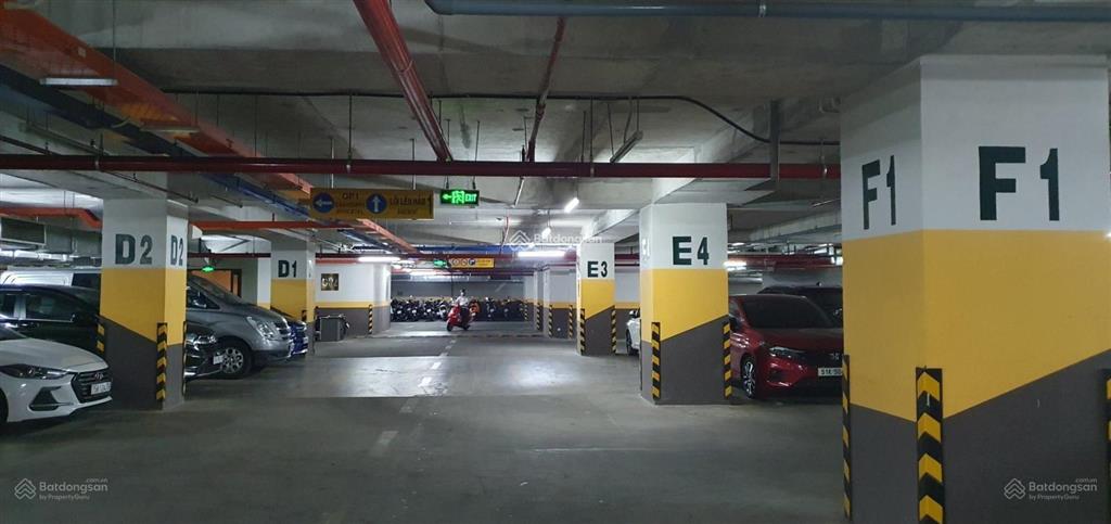 Cho thuê văn phòng đường hồng hà, orchard parkview, sàn đẹp nhiều chỗ để xe