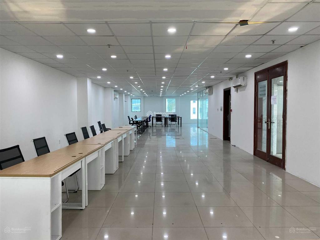 Cho thuê văn phòng đường nguyễn thái sơn, gần tiệc cưới adora, bệnh viện 175 gò vấp