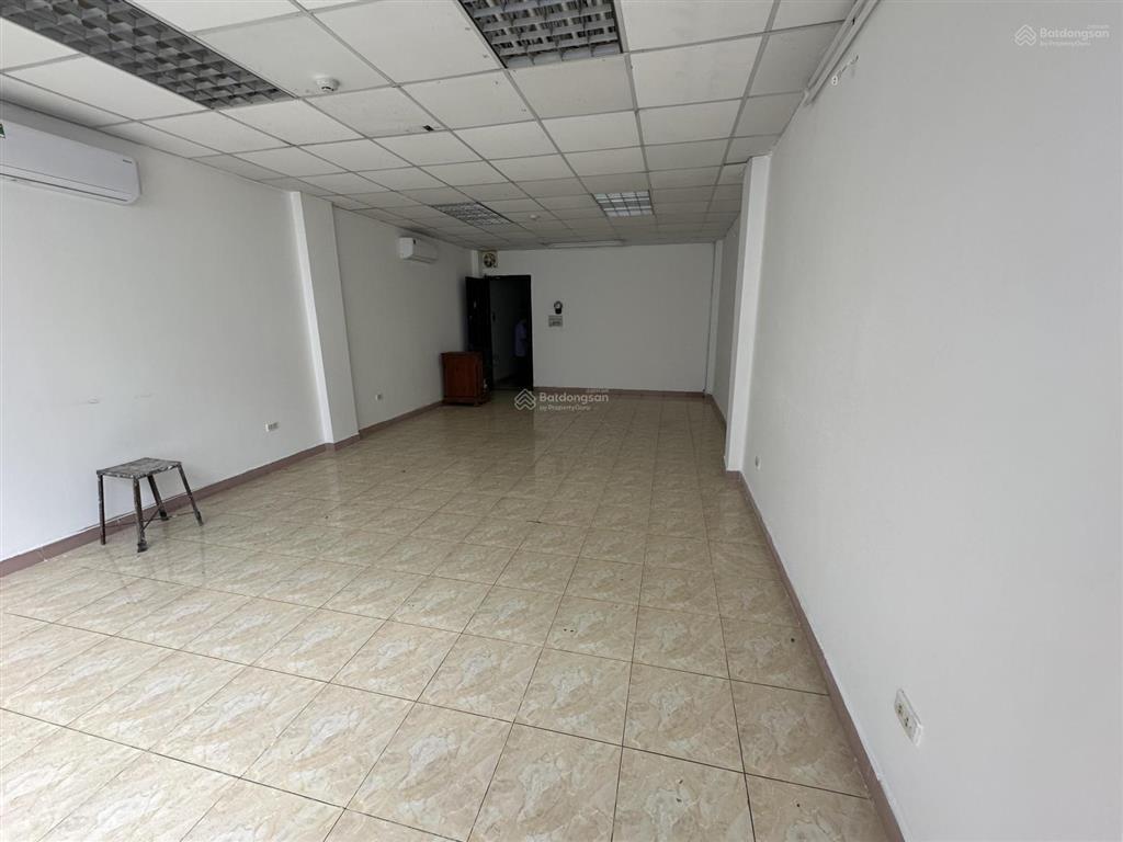Cho thuê văn phòng đường sông đà gần sân bay