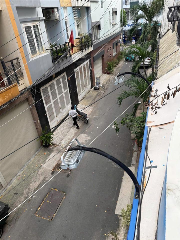 Cho thuê nhà nguyên căn hoa lan, p2, q phú nhuận tphcm 35 triệu