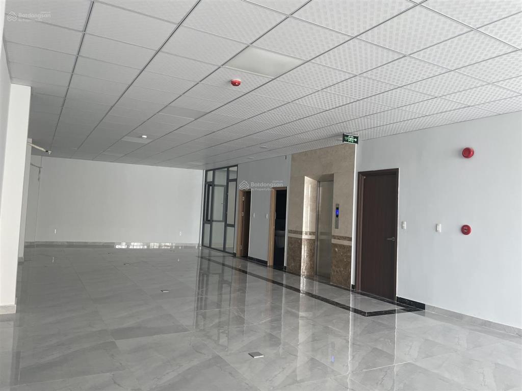 Chuyên cho thuê văn phòng him lam kênh tẻ, giá siêu hời chỉ 20tr/th  0909 934 ***