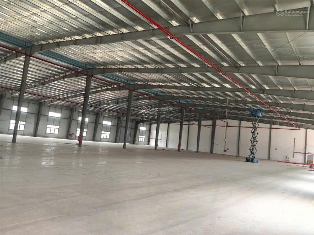 Cho thuê kho xưởng 3000m2 118.575 nghìn/m2/th pccc trong ngoài giấy tờ pháp lý đầy đủ 0909 934 ***