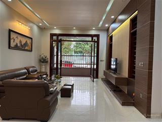 Cho thuê biệt thự khu võ cường full đồ 9 phòng có thang máy giá 50tr/tháng  0909 934 ***