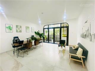 Cho thuê văn phòng tại khu đô thị him lam kênh tẻ, giá ưu đãi 28 triệu, 140m2, view đẹp