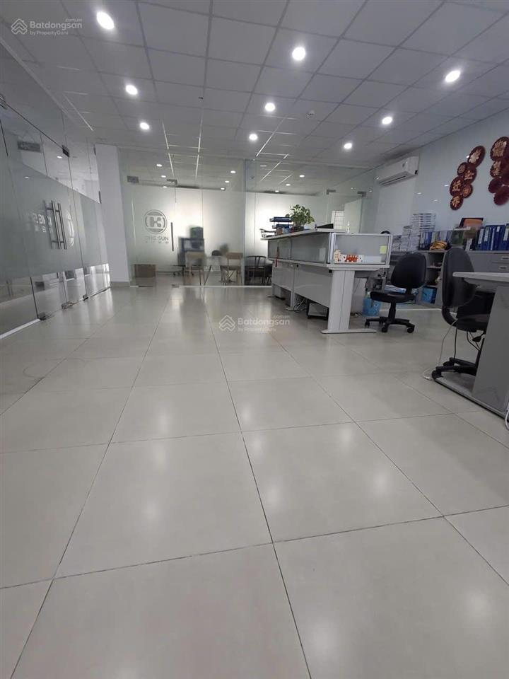 Cho thuê văn phòng tại khu đô thị him lam kênh tẻ, 12 triệu, 40 m2, giá siêu hời!