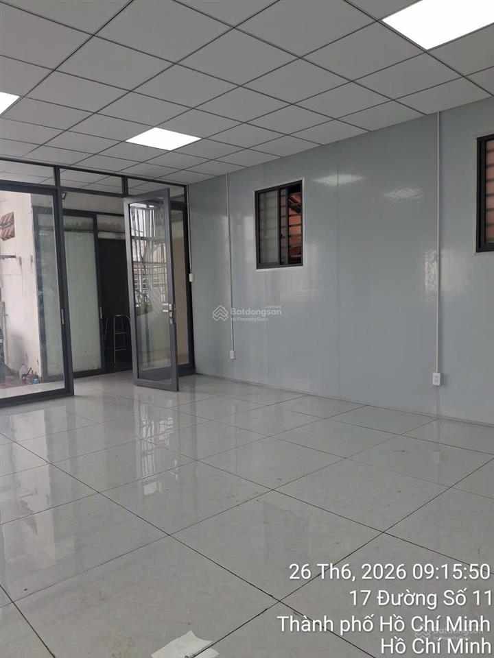 Cho thuê văn phòng tại khu đô thị him lam kênh tẻ, 12 triệu, 40 m2, giá siêu hời!