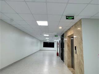 Cho thuê sàn văn phòng 120m2 giá 15tr/sàn tầng 4 thiết kế trống  0909 934 ***