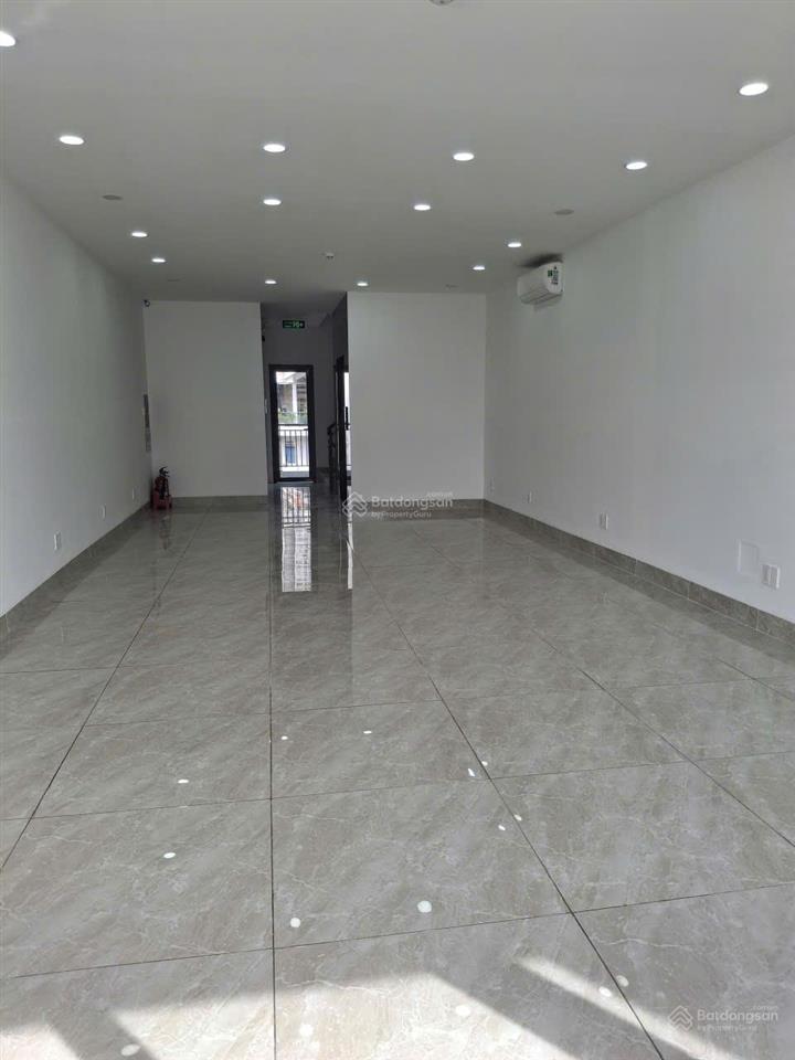 Cho thuê nhà nguyên căn 5x20m, nhà mới đẹp tại kdc him lam kênh tẻ q7