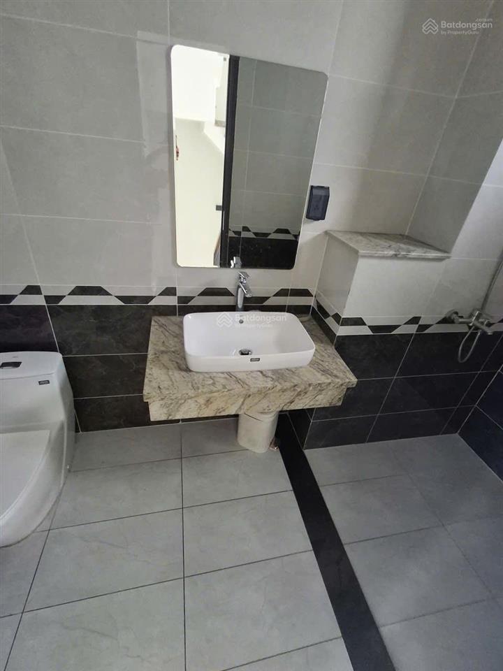 Cho thuê nhà nguyên căn 5x20m, nhà mới đẹp tại kdc him lam kênh tẻ q7