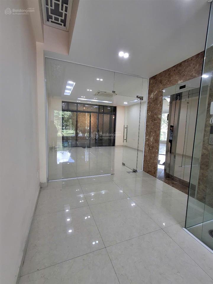 Cho thuê nhà nguyên căn 5x20m, nhà mới đẹp tại kdc him lam kênh tẻ q7