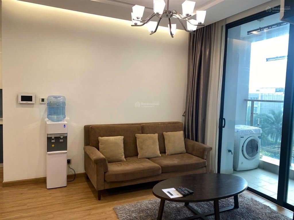 Hot! cho thuê căn hộ 2 pn tại vinhomes metropolis liễu giai 80m2, full nội thất, view vườn hoa.