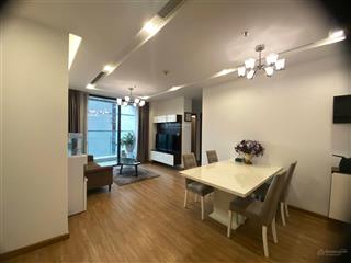 Hot! cho thuê căn hộ 2 pn tại vinhomes metropolis liễu giai 80m2, full nội thất, view vườn hoa.
