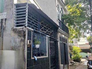 Bán nhà 1 gác đúc hẻm betong 3m , gần đường ô tô . h nam