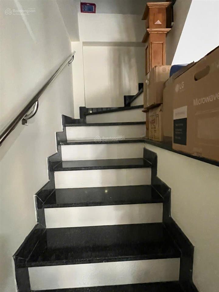 Bán nhà 3 tầng hẻm 4m , p thạnh mỹ lợi , chợ cây xoài