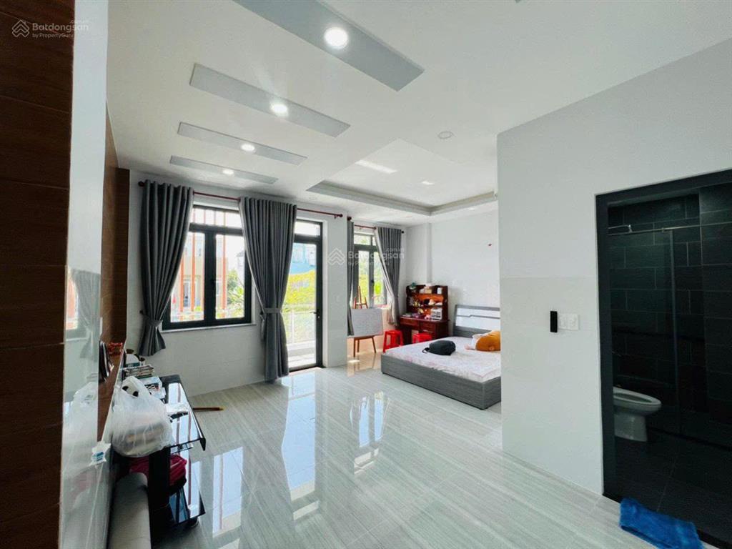 Bán nhà 3 tầng hẻm ô tô , p cát lái ( chợ cây xoài )