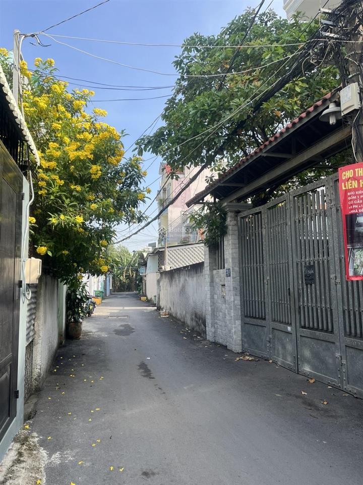 Bán nhà cấp 4, 72,8m2, tiện xây mới, hẻm xe 7 chỗ tới nơi