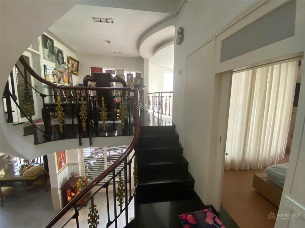 Bán nhanh biệt thự khu compound , p an khánh kdc đường trần não rẽ vào