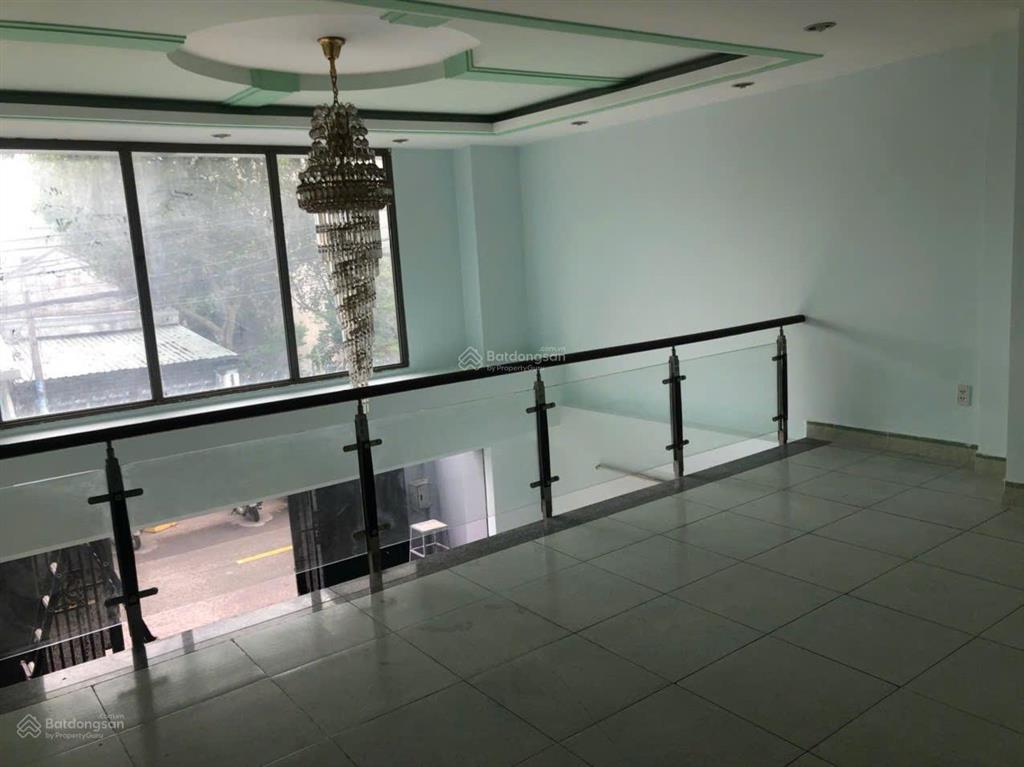 Cho thuê nhà nguyên căn 1 lửng 3 tầng, ô tô vào nhà