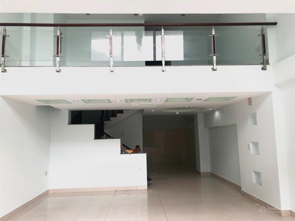 Cho thuê nhà nguyên căn 1 lửng 3 tầng, ô tô vào nhà