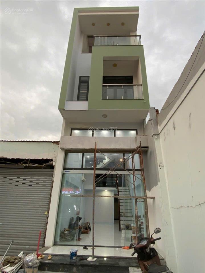 Bán nhà 3 tầng mặt đường nguyễn thị định ,