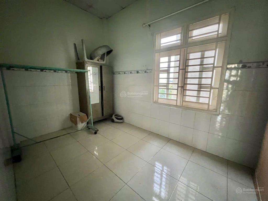 Bán nhà 3 tầng mặt đường ô tô thông thoáng , p cát lái