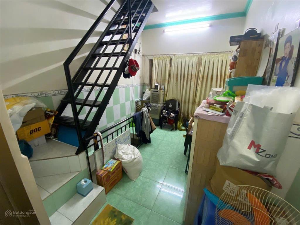 Bán nhà 2 tầng , hẻm xe máy , đường nguyễn thị định