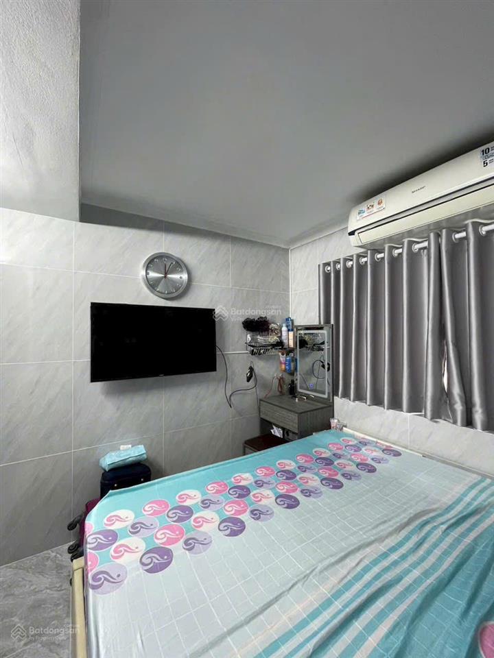 Cho thuê căn hộ tầng trệt chung cư 10 mẫu