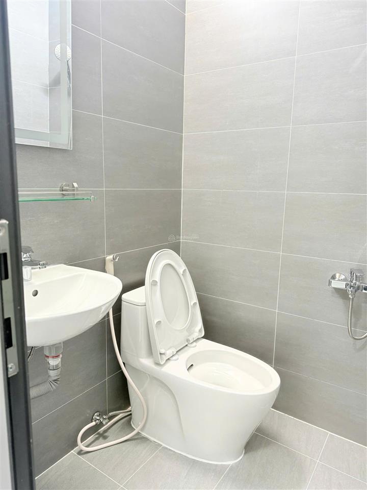 Cho thuê nhà phố , kdc nam rạch chiếc p an phú , quận 2 cũ . đường nội khu 12m