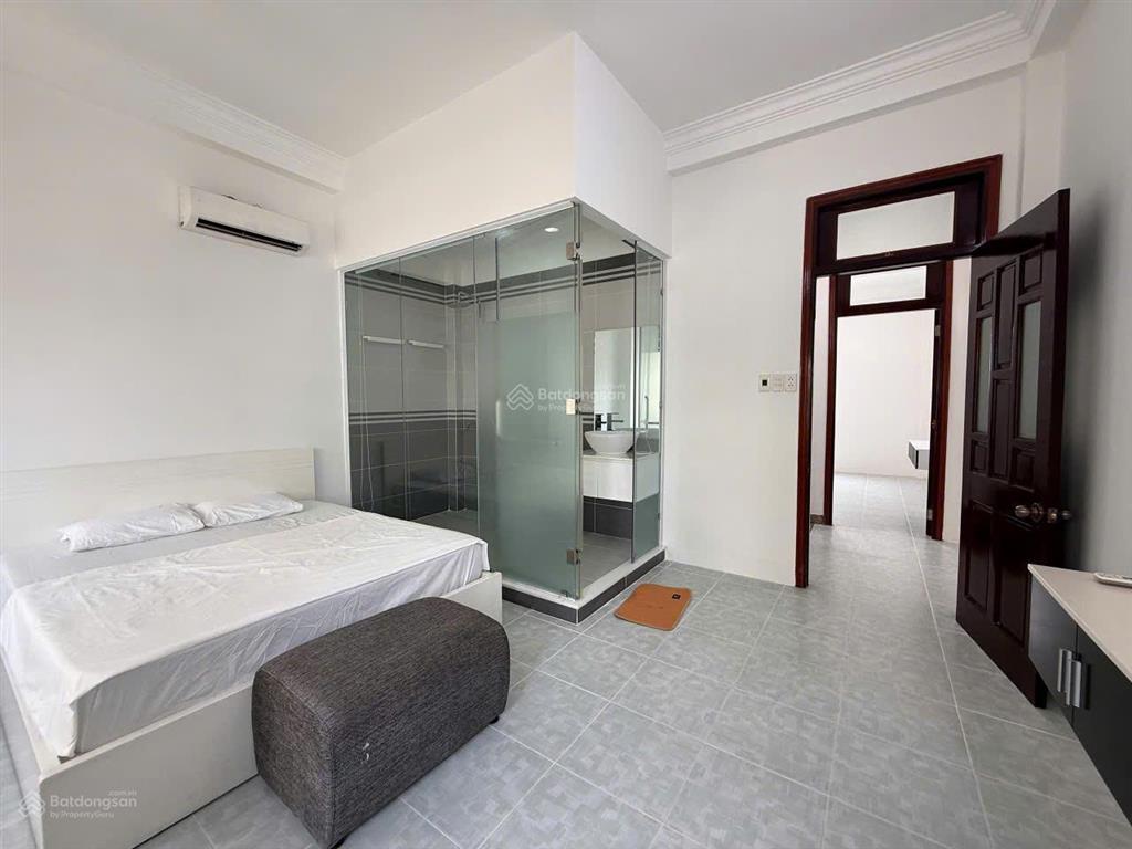 Bán nhà 3 tầng kdc thảo điền  hẻm nhựa 3.3m