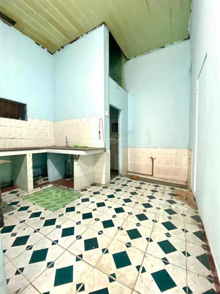 Cho thuê nhà nguyên căn, mặt đường ô tô thông thoáng, p. bình trưng tây