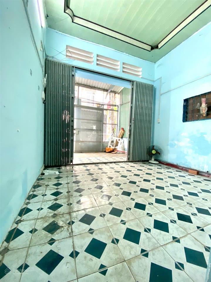 Cho thuê nhà nguyên căn, mặt đường ô tô thông thoáng, p. bình trưng tây