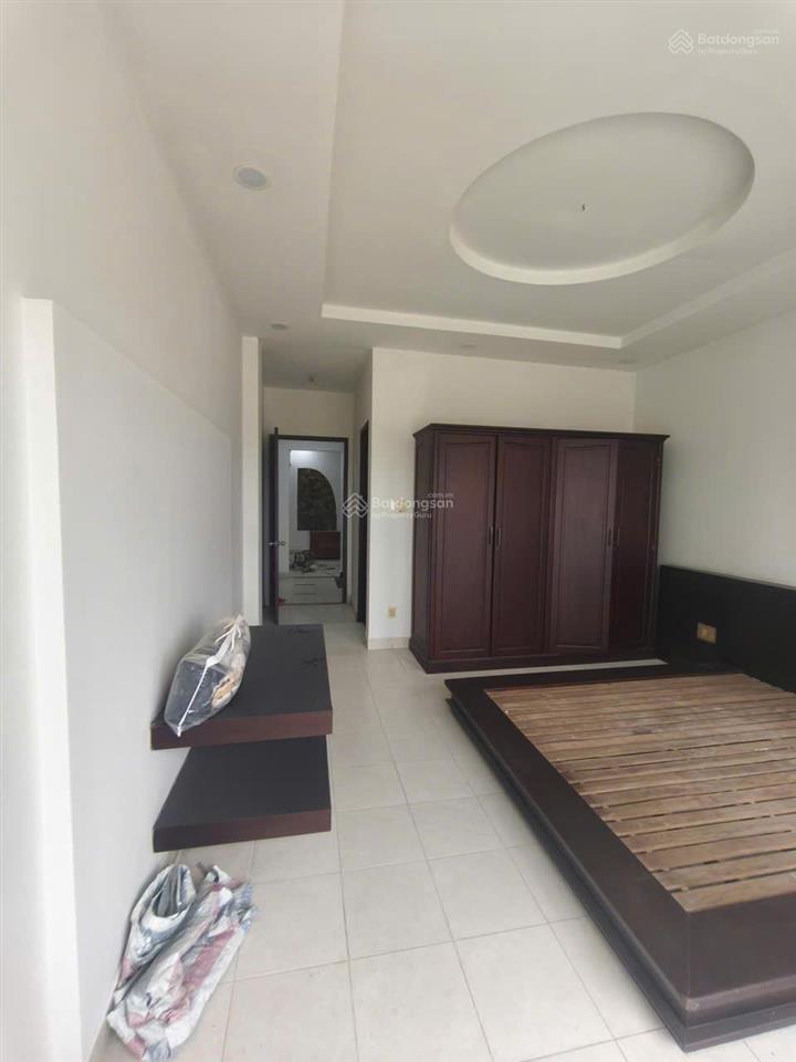 Cho thuê nhà nguyên căn 15 triệu, 3 tầng, 3 phòng ngủ