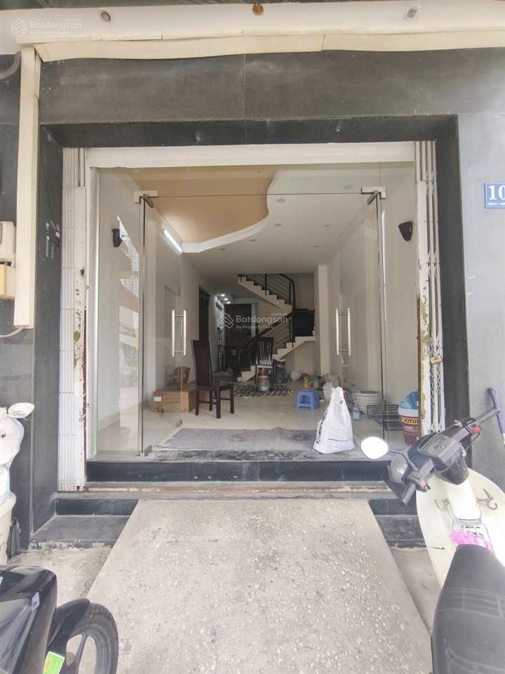 Cho thuê nhà nguyên căn 15 triệu, 3 tầng, 3 phòng ngủ