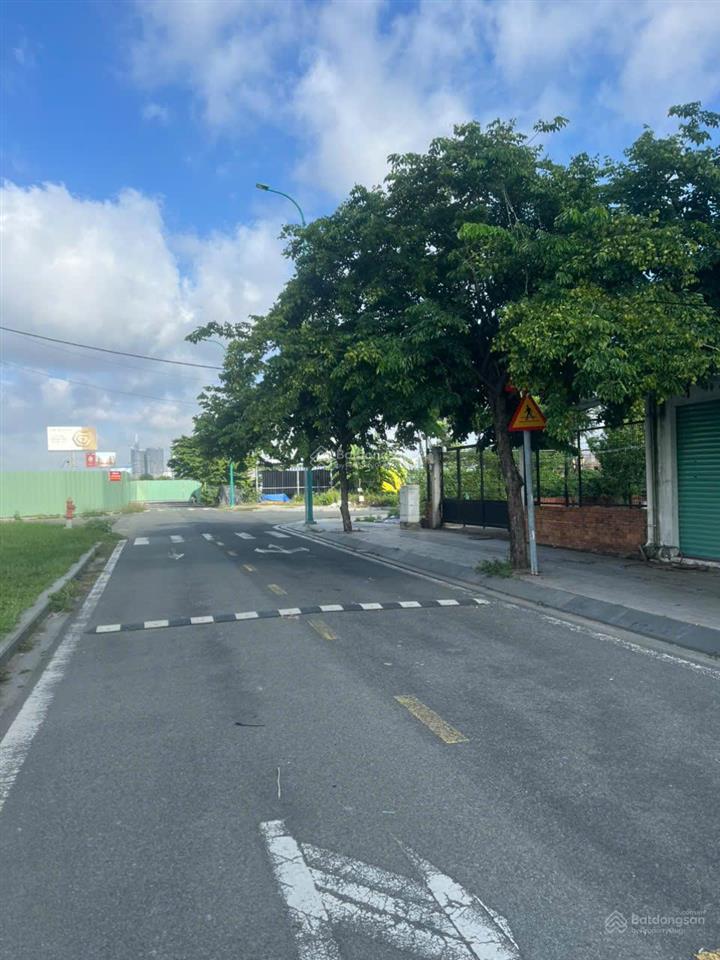 Cho thuê kho 200m2 (10 x 20m) có gác