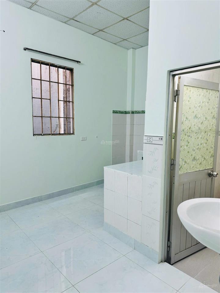 Bán nhà mặt đường ô tô thông thoáng p bình trưng đông, quận 2 cũ