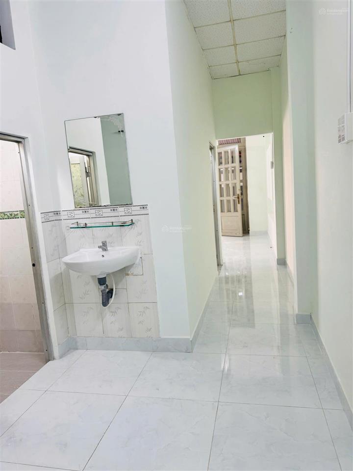 Bán nhà mặt đường ô tô thông thoáng p bình trưng đông, quận 2 cũ