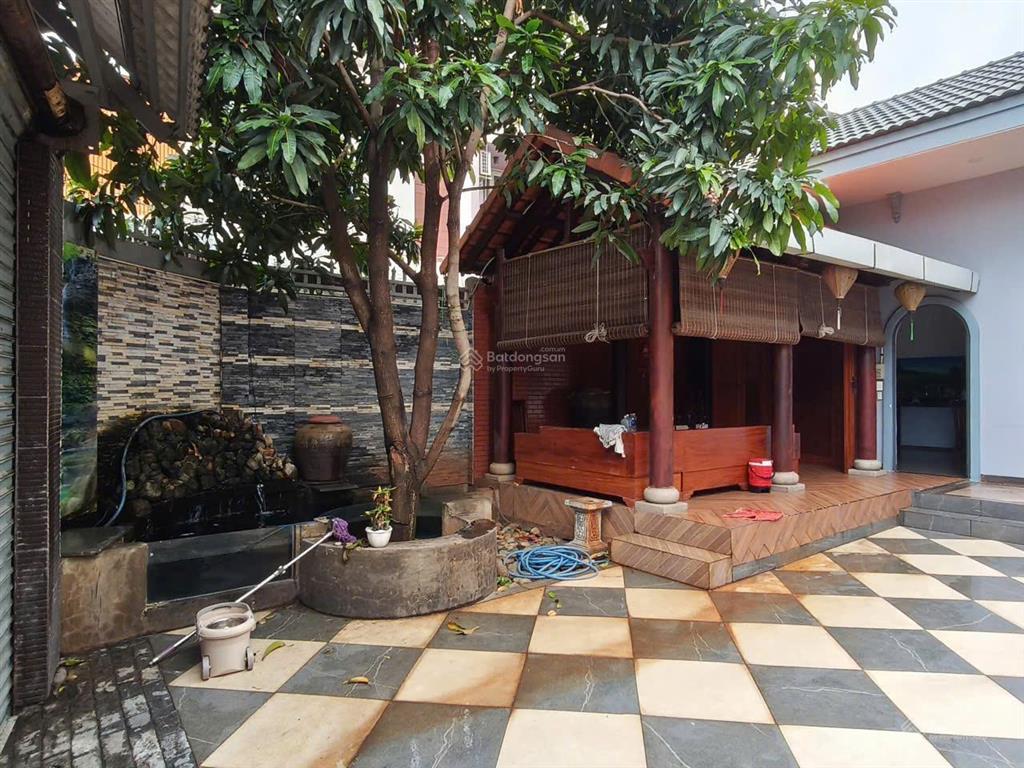 Cho thuê nhà nguyên căn sân vườn 192m2, p. bình trưng tây, quận 2 cũ