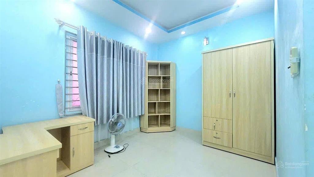 Cho thuê nhà 3 tầng mặt đường ô tô tránh nhau đường 28, p. cát lái