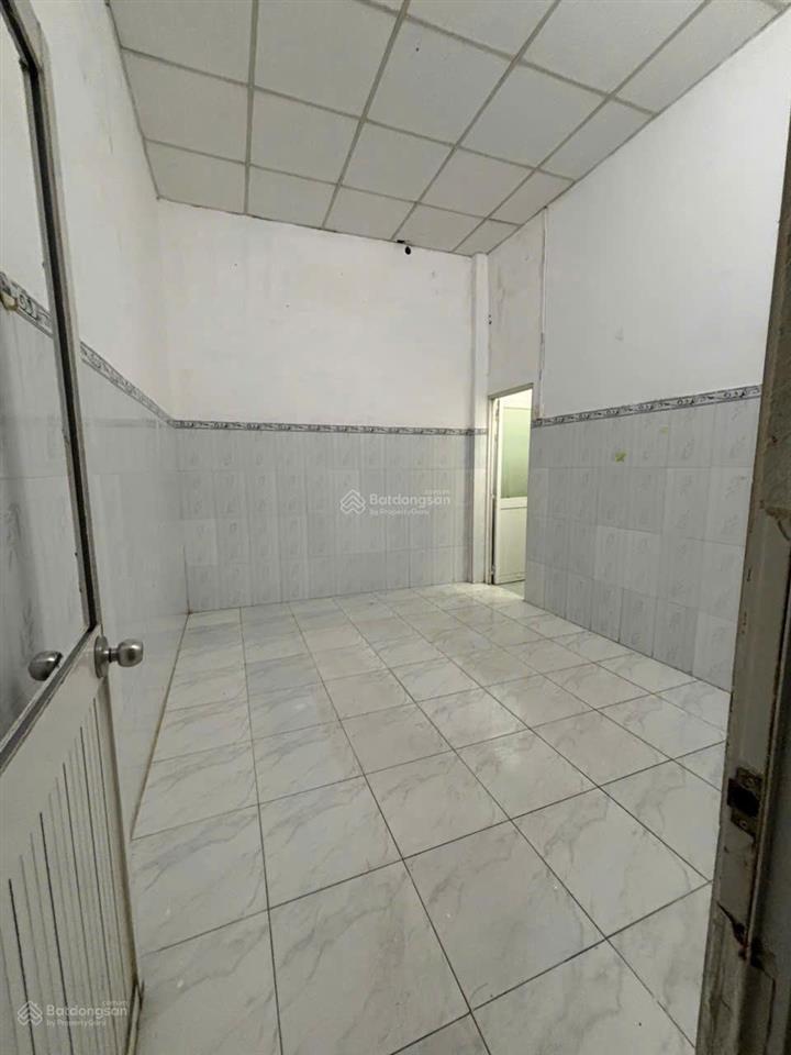 Cho thuê nhà mặt đường ô tô p bình trưng đông, quận 2 cũ