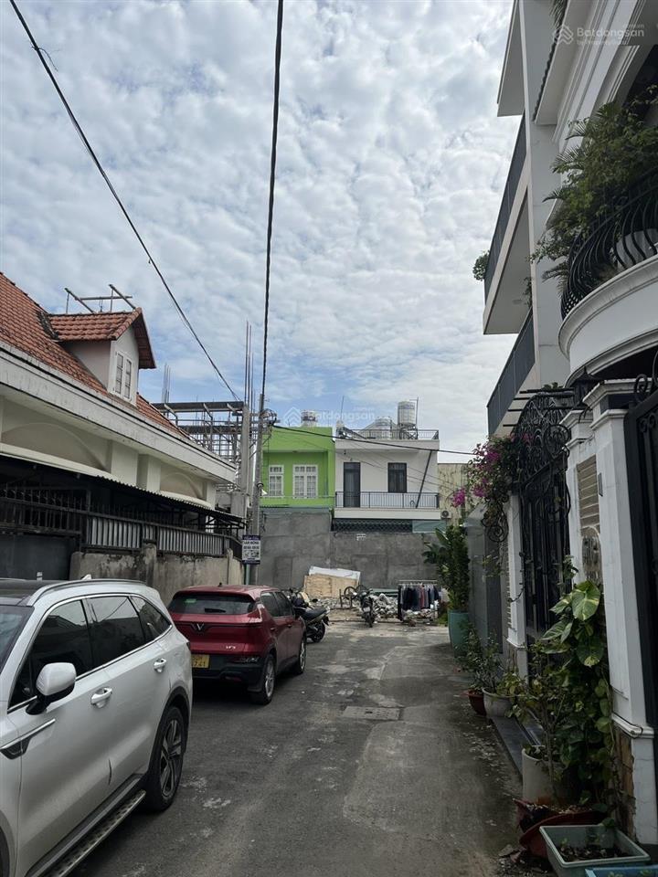 Cho thuê nhà 382m2 hẻm ô tô p. bình trưng đông, quận 2 cũ