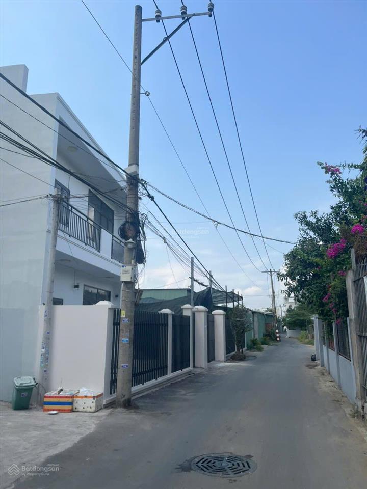 Cho thuê kho 250m2, mặt đường ô tô, p. bình trưng đông
