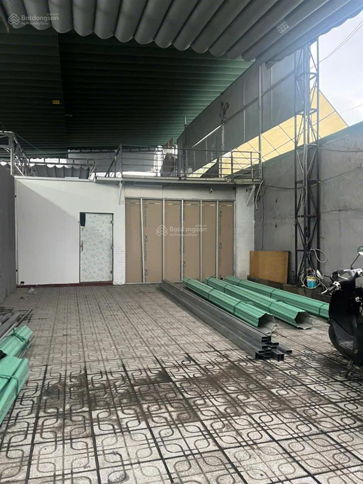 Cho thuê nhà 500m2, hẻm ô tô, đường lê văn thịnh