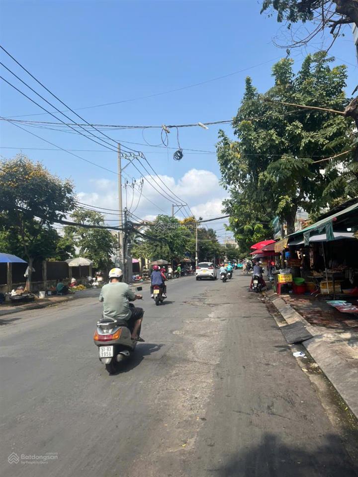 Bán nhà mặt đường lê văn thịnh 3 phòng ngủ, (quận 2 cũ)