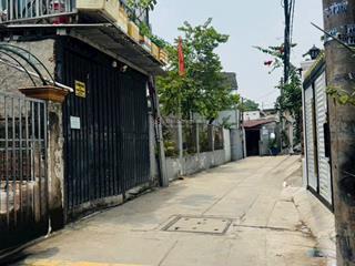Bán nhà 2 lầu mặt đường ô tô p cát lái, quận 2 cũ,