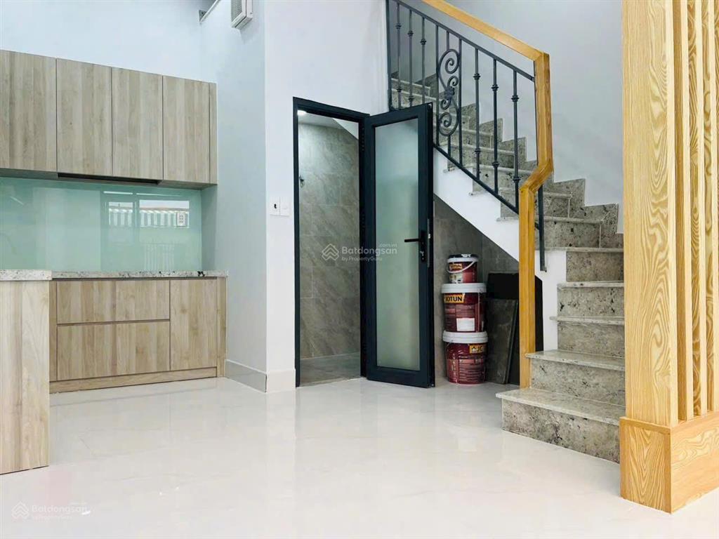 Bán nhà 2 lầu mặt đường ô tô phường cát lái, quận 2 cũ,
