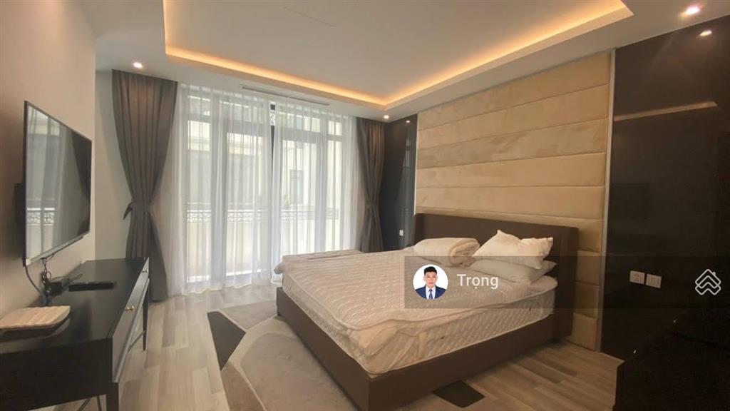 Bán biệt thự vinhomes bason loại 225m2.  0933 384 *** trọng
