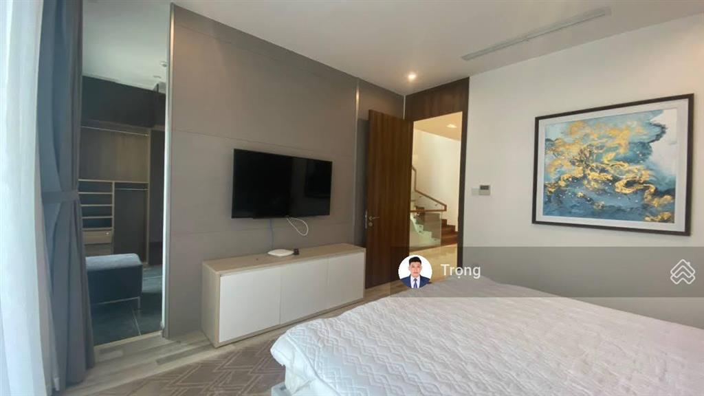 Bán biệt thự vinhomes bason loại 225m2.  0933 384 *** trọng