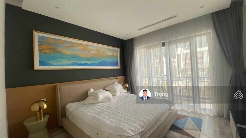 Bán biệt thự vinhomes bason loại 225m2.  0933 384 *** trọng